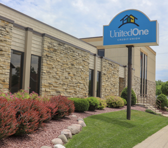 UnitedOne Credit Union South Tenth Street branch in Manitowoc, WI